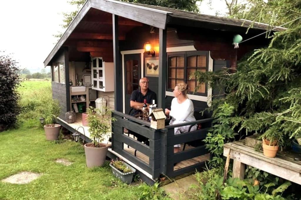 Unique Tiny House Near 3 Peaks - The Zedshed Apartment Bentham Bagian luar foto
